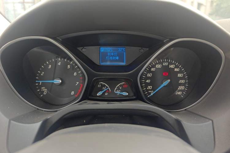 Used Ford Focus 2012 Hatchback 1.6L Automatic Fashion Edition Instrument Cluster