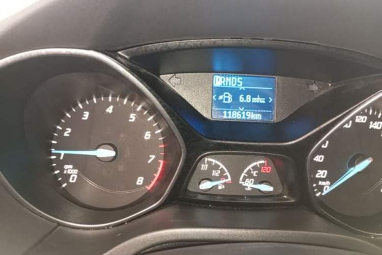 Used Ford Focus 2012 Hatchback 1.6L Automatic Fashion Edition Instrument Cluster