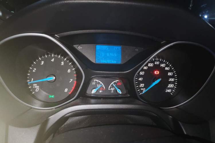 Used Ford Focus 2012 Sedan 1.6L Automatic Fashion Edition Instrument Cluster