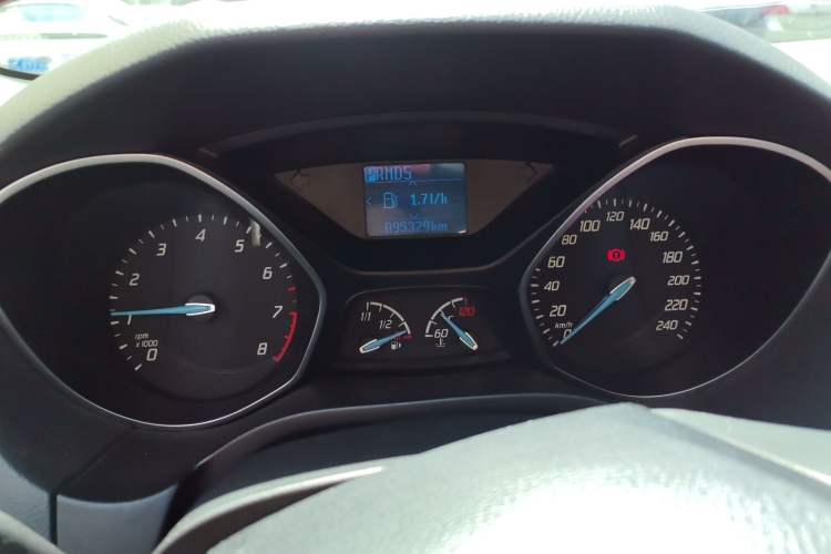 Used Ford Focus 2012 Sedan 1.6L Automatic Fashion Edition Instrument Cluster