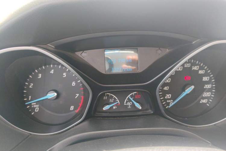 Used Ford Focus 2012 Hatchback 1.6L Automatic Fashion Edition Instrument Cluster