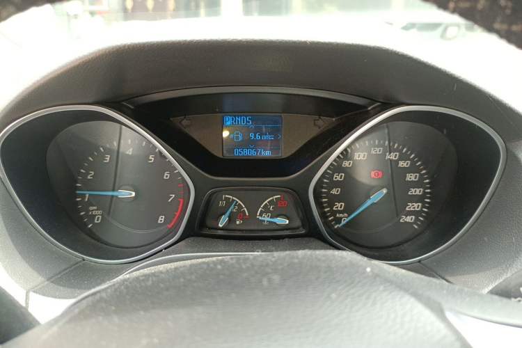 Used Ford Focus 2012 Sedan 1.6L Automatic Fashion Edition Instrument Cluster
