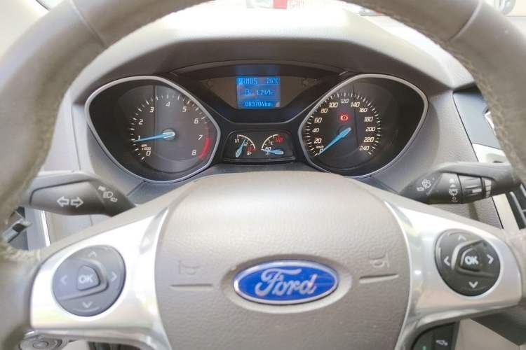 Used Ford Focus 2012 Sedan 1.6L Automatic Fashion Edition Instrument Cluster