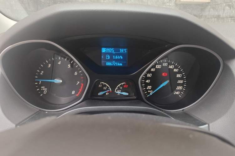 Used Ford Focus 2012 Hatchback 1.6L Automatic Fashion Edition Instrument Cluster