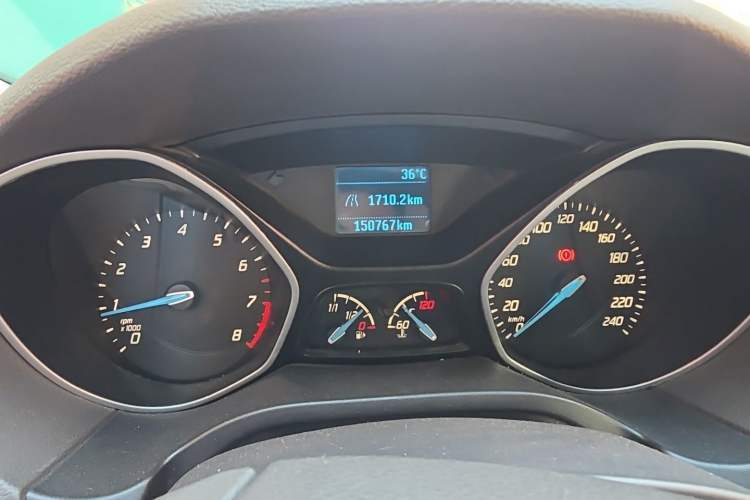 Used Ford Focus 2012 Sedan 1.6L Manual Comfort Model Instrument Cluster