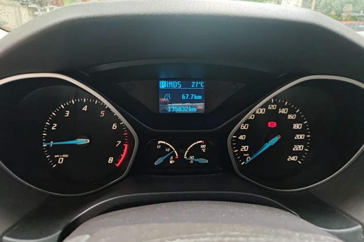 Used Ford Focus 2012 Sedan 1.6L Automatic Comfort Model Instrument Cluster