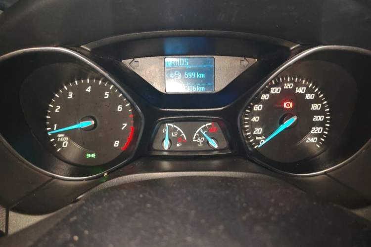 Used Ford Focus 2012 Hatchback 1.6L Automatic Fashion Edition Instrument Cluster