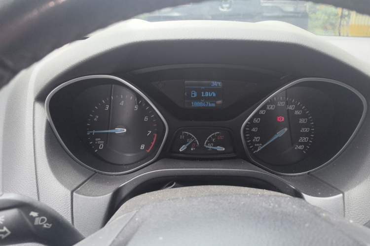 Used Ford Focus 2012 Sedan 1.6L Manual Fashion Edition Instrument Cluster