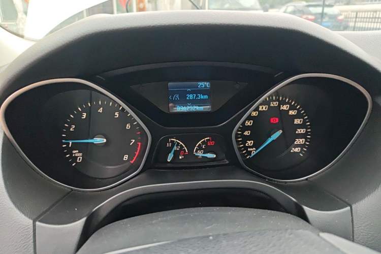 Used Ford Focus 2012 Sedan 1.6L Manual Fashion Edition Instrument Cluster