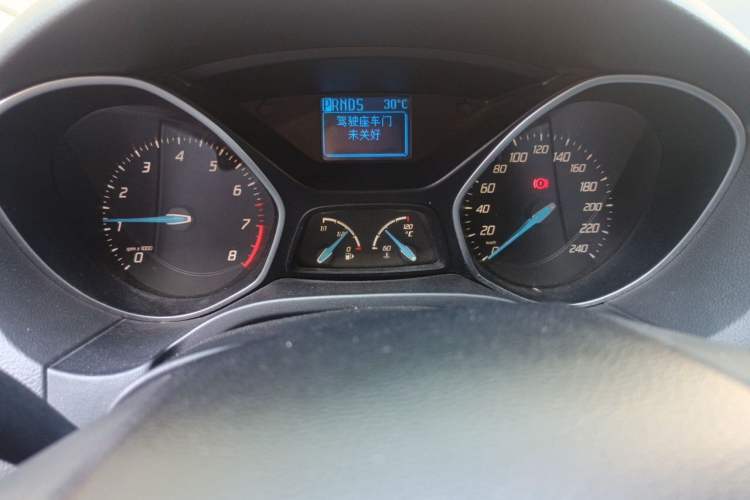 Used Ford Focus 2012 Hatchback 1.6L Automatic Fashion Edition Instrument Cluster