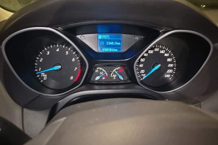 Used Ford Focus 2012 Sedan 1.6L Automatic Comfort Model Instrument Cluster