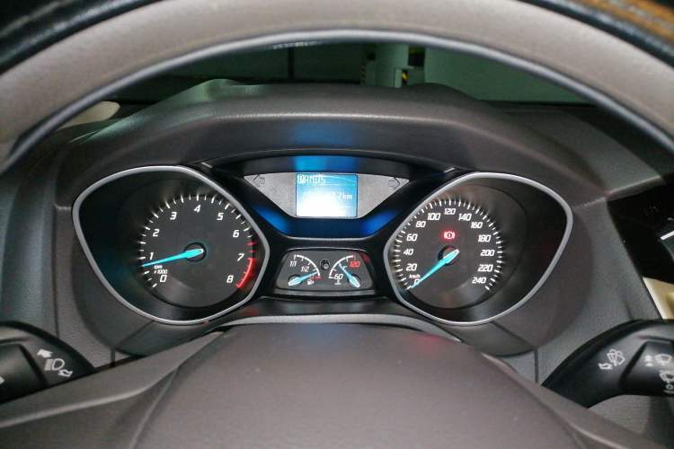 Used Ford Focus 2012 Sedan 1.6L Automatic Comfort Model Instrument Cluster
