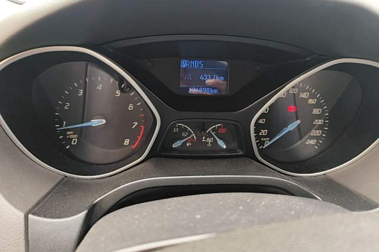Used Ford Focus 2012 Sedan 1.6L Automatic Comfort Model Instrument Cluster