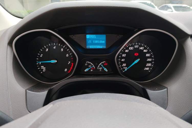 Used Ford Focus 2012 Sedan 1.6L Automatic Comfort Model Instrument Cluster