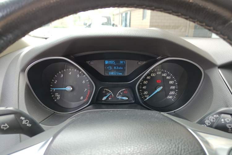 Used Ford Focus 2012 Hatchback 1.6L Automatic Fashion Edition Instrument Cluster