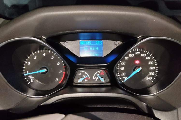 Used Ford Focus 2012 Sedan 1.6L Automatic Fashion Edition Instrument Cluster