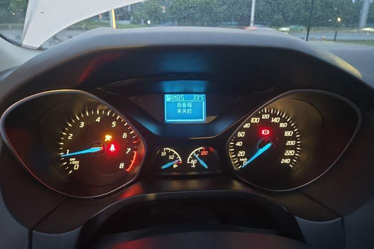 Used Ford Focus 2012 Hatchback 1.6L Automatic Fashion Edition Instrument Cluster