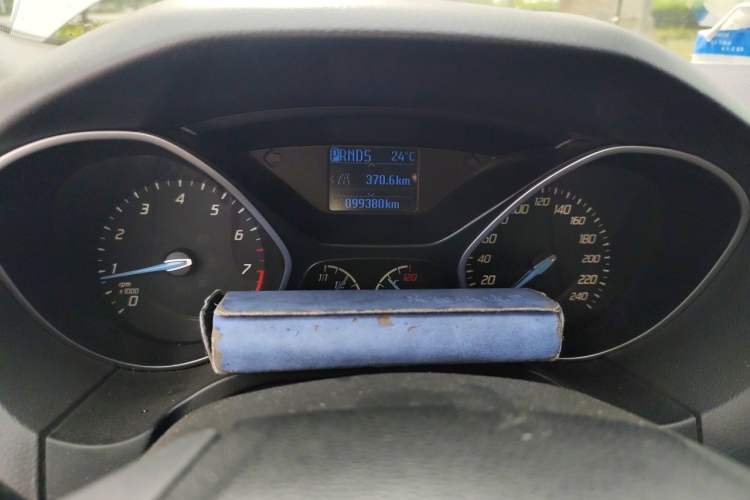 Used Ford Focus 2012 Hatchback 1.6L Automatic Fashion Edition Instrument Cluster