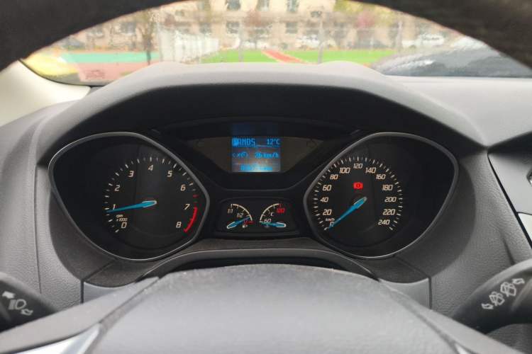Used Ford Focus 2012 Hatchback 1.6L Automatic Fashion Edition Instrument Cluster