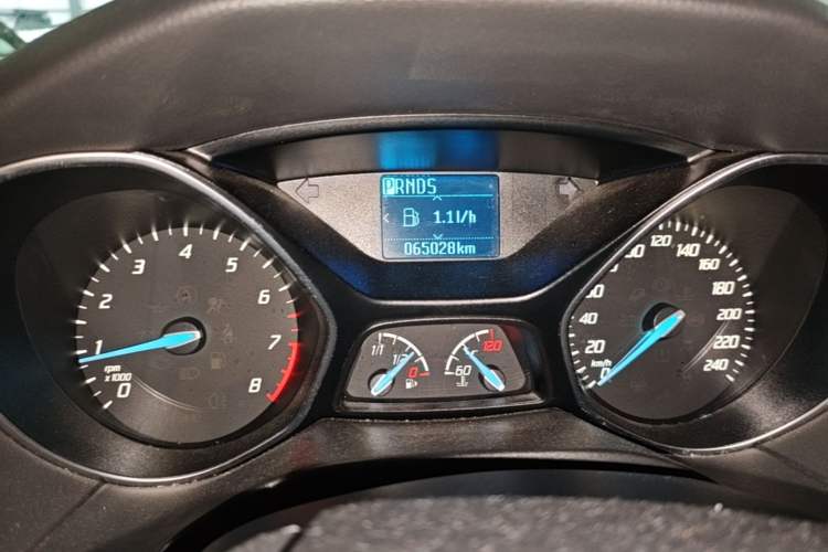 Used Ford Focus 2012 Hatchback 1.6L Automatic Fashion Edition Instrument Cluster