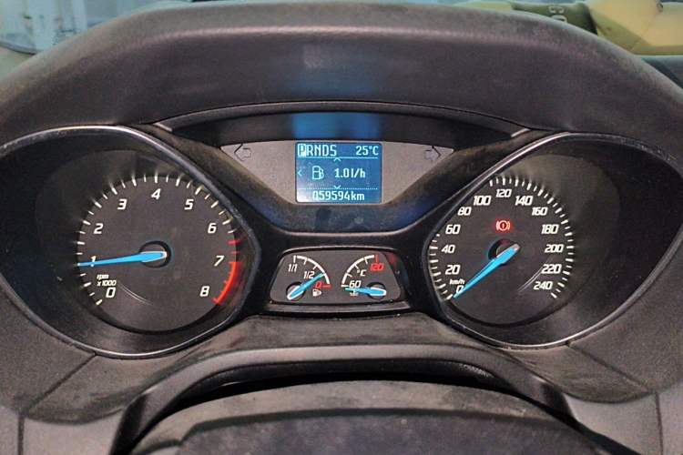 Used Ford Focus 2012 Hatchback 1.6L Automatic Fashion Edition Instrument Cluster