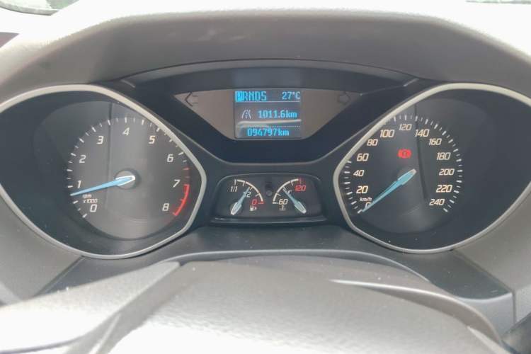 Used Ford Focus 2012 Sedan 1.6L Automatic Comfort Model Instrument Cluster