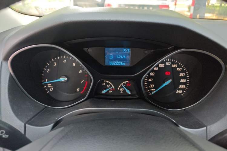 Used Ford Focus 2012 Sedan 1.6L Manual Fashion Edition Instrument Cluster