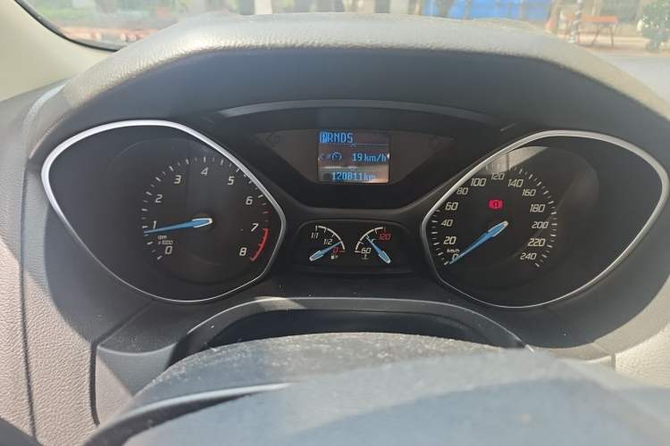 Used Ford Focus 2012 Sedan 1.6L Automatic Fashion Edition Instrument Cluster