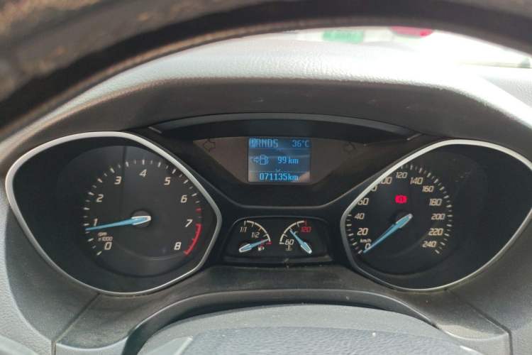 Used Ford Focus 2012 Hatchback 1.6L Automatic Fashion Edition Instrument Cluster