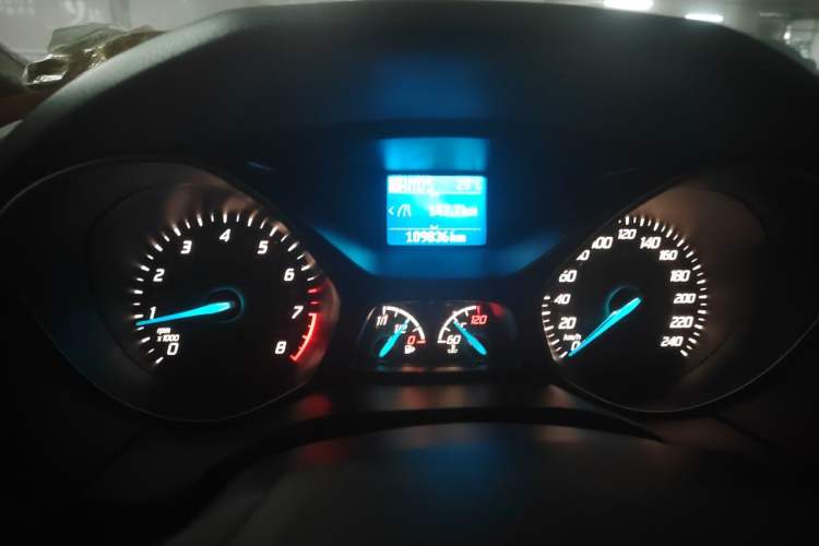Used Ford Focus 2012 Hatchback 1.6L Automatic Fashion Edition Instrument Cluster