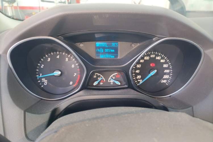 Used Ford Focus 2012 Sedan 1.6L Automatic Fashion Edition Instrument Cluster