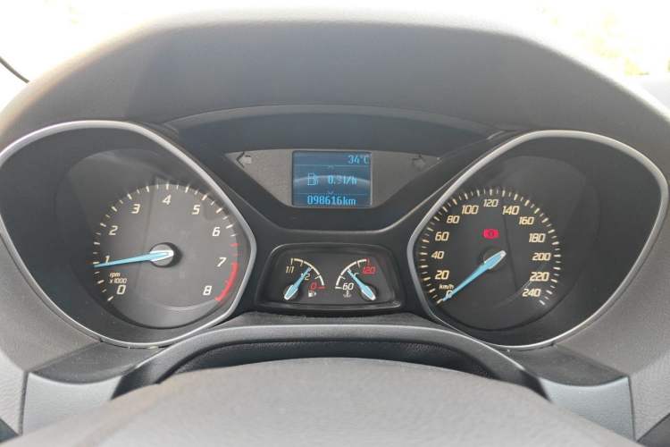 Used Ford Focus 2012 Sedan 1.6L Manual Fashion Edition Instrument Cluster