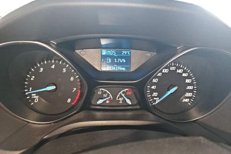 Used Ford Focus 2012 Hatchback 1.6L Automatic Fashion Edition Instrument Cluster