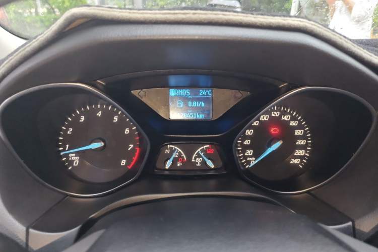 Used Ford Focus 2012 Sedan 1.6L Automatic Fashion Edition Instrument Cluster