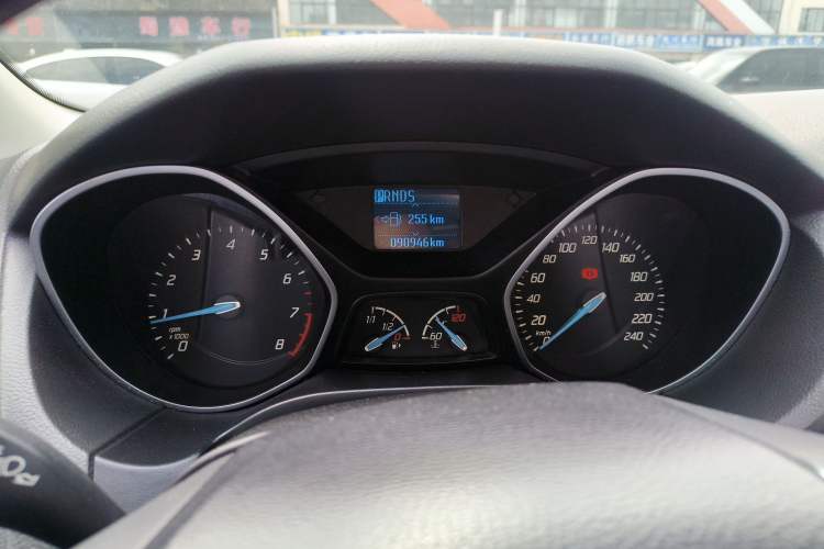 Used Ford Focus 2012 Sedan 1.6L Automatic Fashion Edition Instrument Cluster