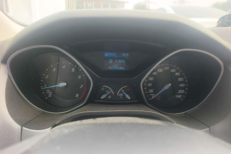 Used Ford Focus 2012 Sedan 1.6L Automatic Fashion Edition Instrument Cluster