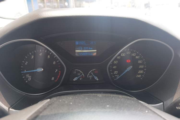 Used Ford Focus 2012 Hatchback 1.6L Automatic Fashion Edition Instrument Cluster
