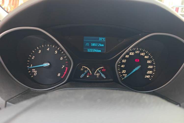 Used Ford Focus 2012 Sedan 1.6L Manual Comfort Model Instrument Cluster