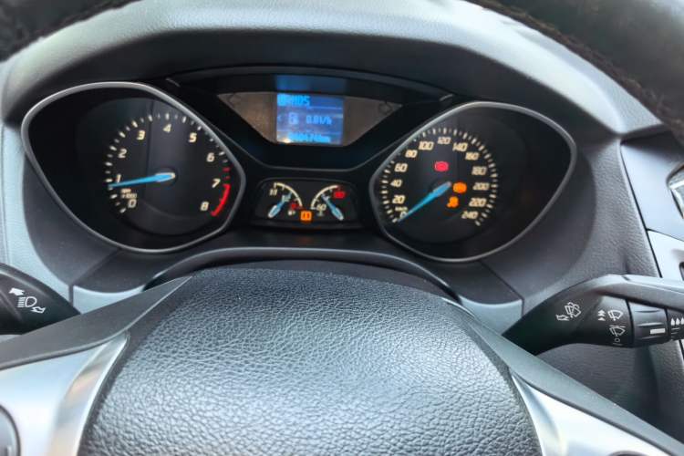 Used Ford Focus 2012 Sedan 1.6L Automatic Fashion Edition Instrument Cluster
