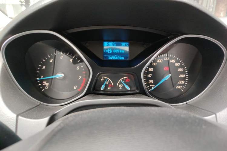 Used Ford Focus 2012 Sedan 1.6L Automatic Fashion Edition Instrument Cluster