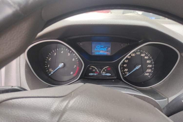 Used Ford Focus 2012 Sedan 1.6L Automatic Comfort Model Instrument Cluster