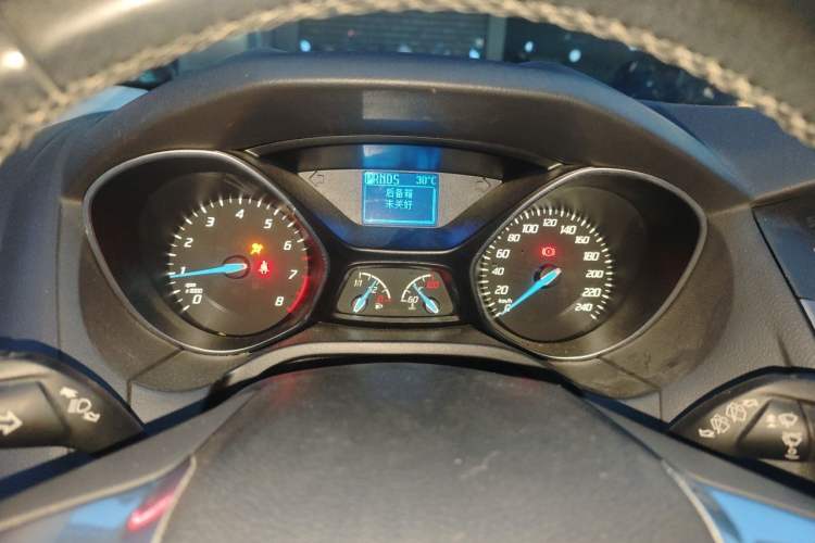 Used Ford Focus 2012 Hatchback 1.6L Automatic Fashion Edition Instrument Cluster