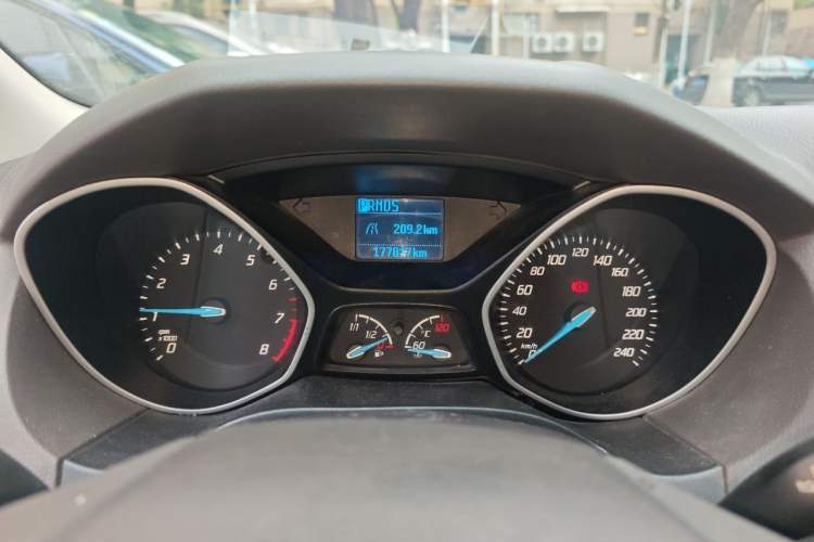 Used Ford Focus 2012 Sedan 1.6L Automatic Comfort Model Instrument Cluster