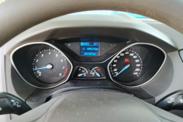 Used Ford Focus 2012 Sedan 1.6L Automatic Comfort Model Instrument Cluster