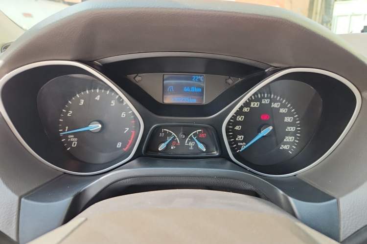 Used Ford Focus 2012 Sedan 1.6L Manual Comfort Model Instrument Cluster