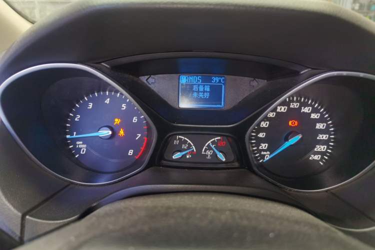 Used Ford Focus 2012 Hatchback 1.6L Automatic Fashion Edition Instrument Cluster
