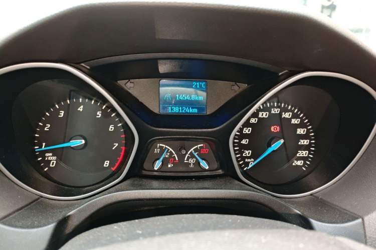 Used Ford Focus 2012 Sedan 1.6L Manual Comfort Model Instrument Cluster