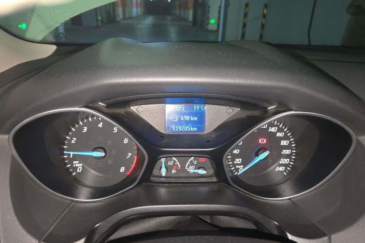 Used Ford Focus 2012 Sedan 1.6L Automatic Fashion Edition Instrument Cluster