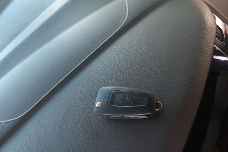 Used Ford Focus 2012 Sedan 1.6L Automatic Comfort Model Interior 1