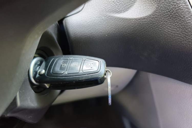 Used Ford Focus 2012 Sedan 1.6L Manual Comfort Model Interior 1